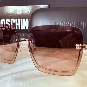 Moschino 70s Oversized Style Brown Sunglasses